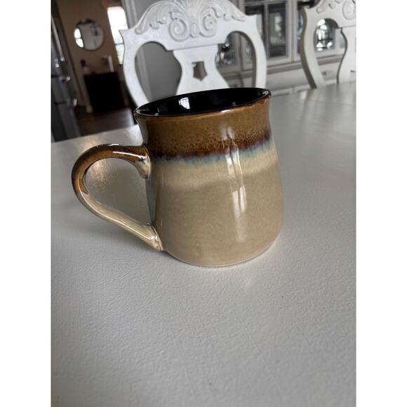 This is a ceramic coffee mug, from Boston Warehouse Trading Corp art pottery - Picture 1 of 6
